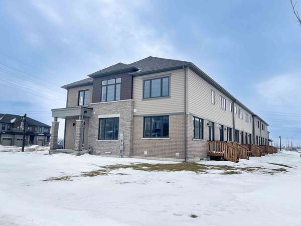 15 Peach ST #23, Thorold, ON L2V 0K1