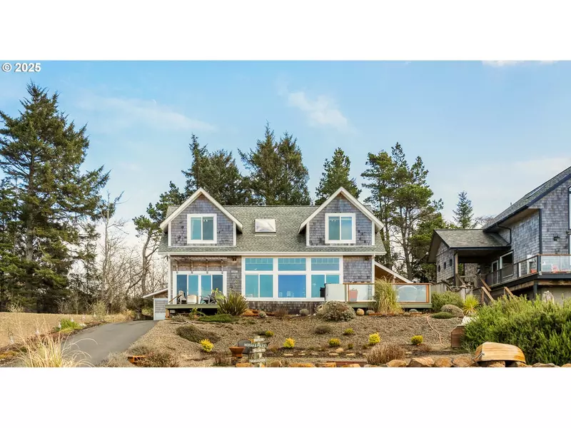 34910 J PL, Ocean Park, WA 98640