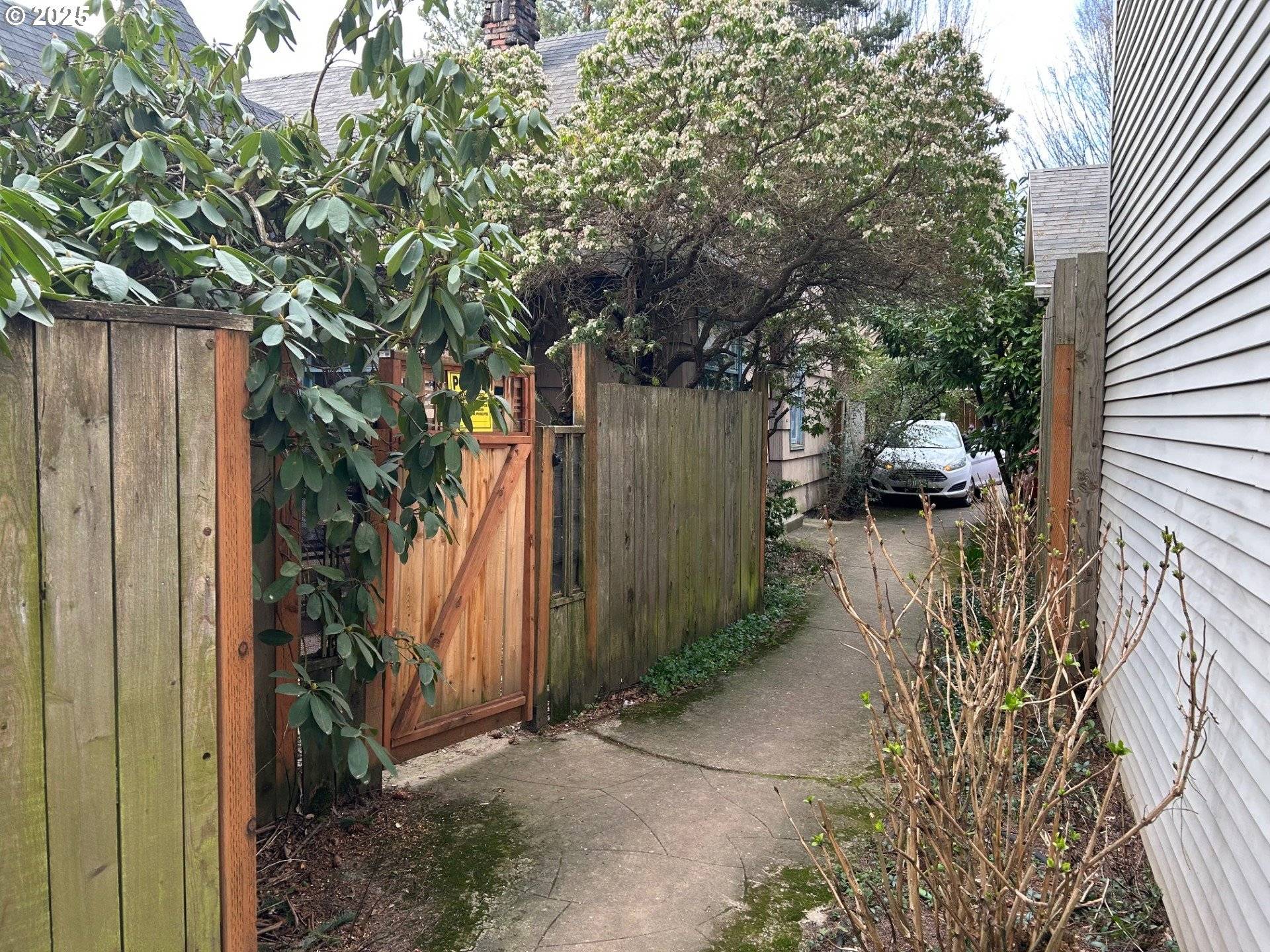 Portland, OR 97233,15111 SE STARK ST