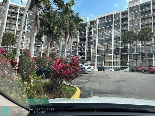 Hallandale Beach, FL 33009,200 Leslie Dr  #616