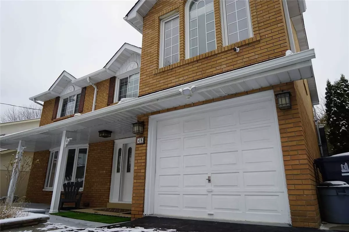 Toronto C15, ON M2J 2J8,48 Bellbury CRES