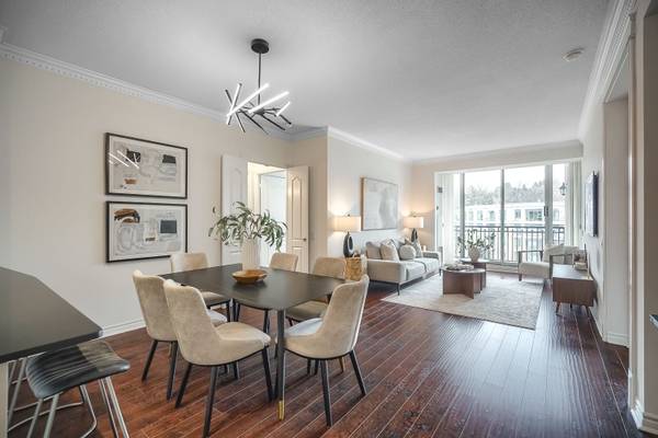 18 William Carson CRES #811, Toronto C12, ON M2P 2G6