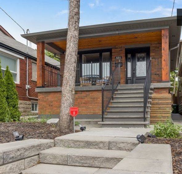 451 Mcroberts AVE, Toronto W03, ON M6E 4R1