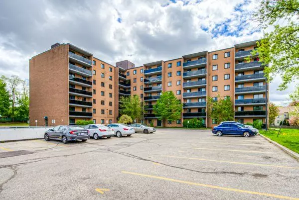 29 West AVE W #702, Kitchener, ON N2M 5E4