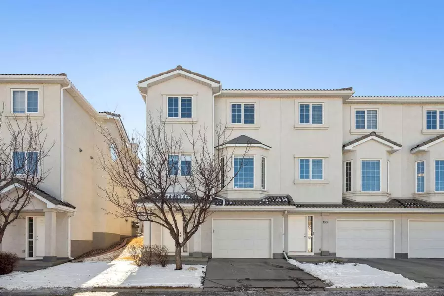 24 Hampstead GN NW, Calgary, AB T3A 6H2