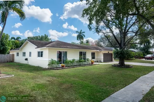 Plantation, FL 33317,1940 SW 69th Ave