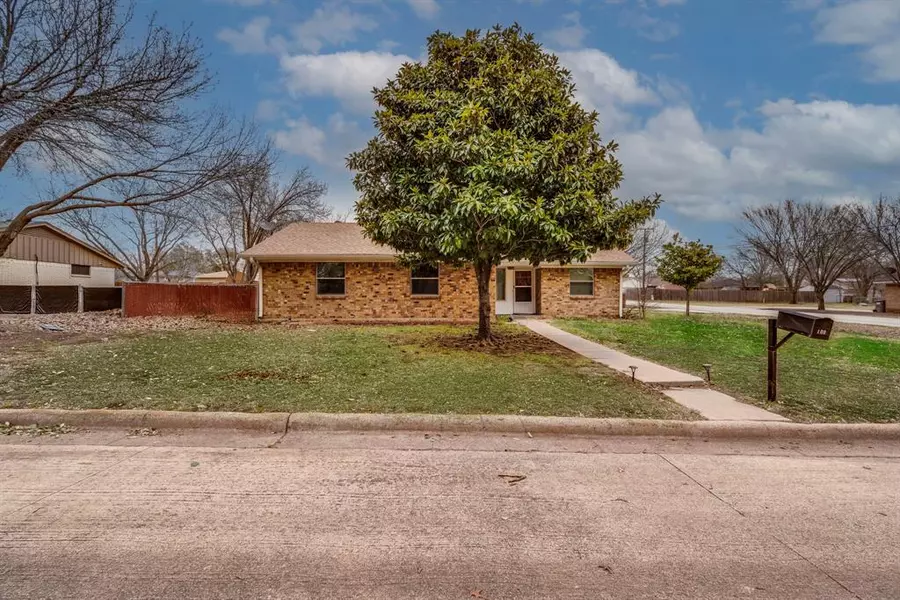 100 N Valley Street, Red Oak, TX 75154