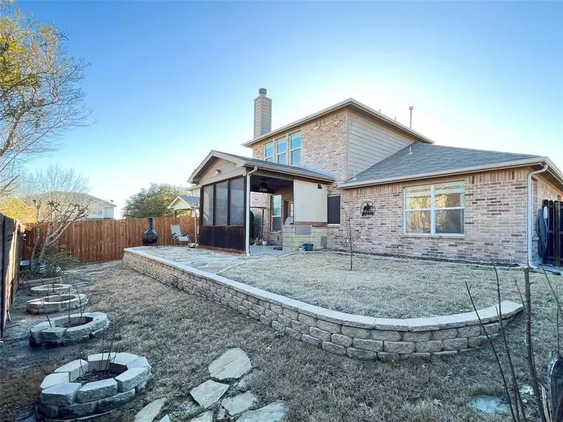 1237 Nighthawk Road, Fort Worth, TX 76108