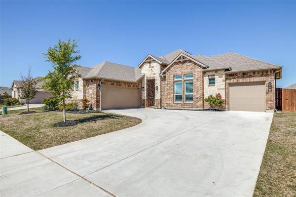 3552 Walnut Ridge Drive, Grand Prairie, TX 76065