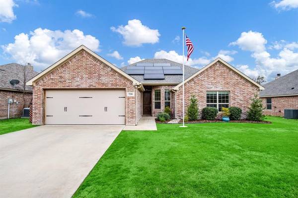 736 Westgate Drive, Aledo, TX 76008