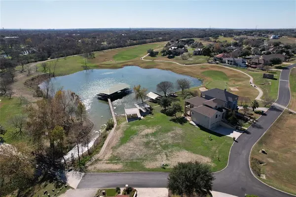 209 Bandit Beach Road, New Braunfels, TX 78130