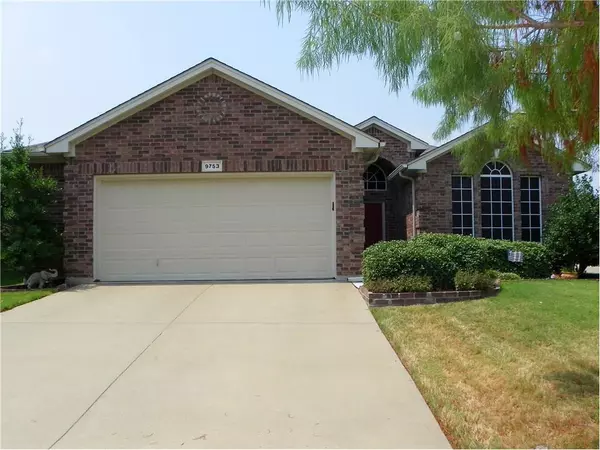 9753 Hathman Lane, Fort Worth, TX 76244