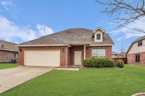 2915 Thistlewood Drive, Seagoville, TX 75159