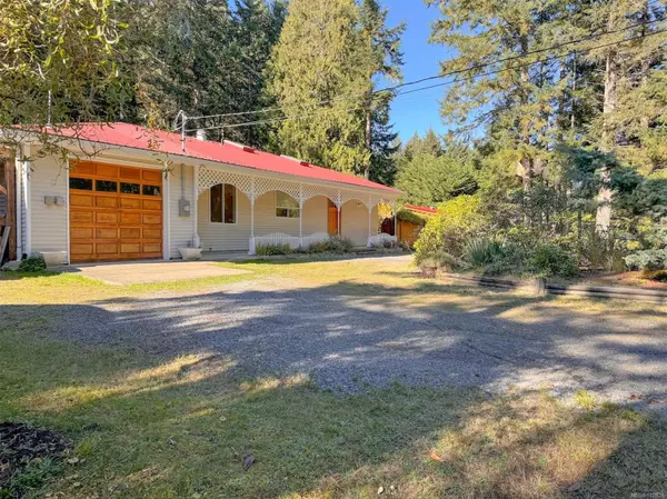 Gabriola Island, BC V0R 1X5,817 Valli Pl