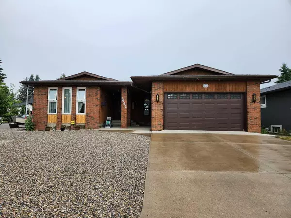 Carstairs, AB T0M0N0,1422 McCrimmon Drive