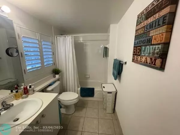 Fort Lauderdale, FL 33316,2131 SE 10th Ave  #1112