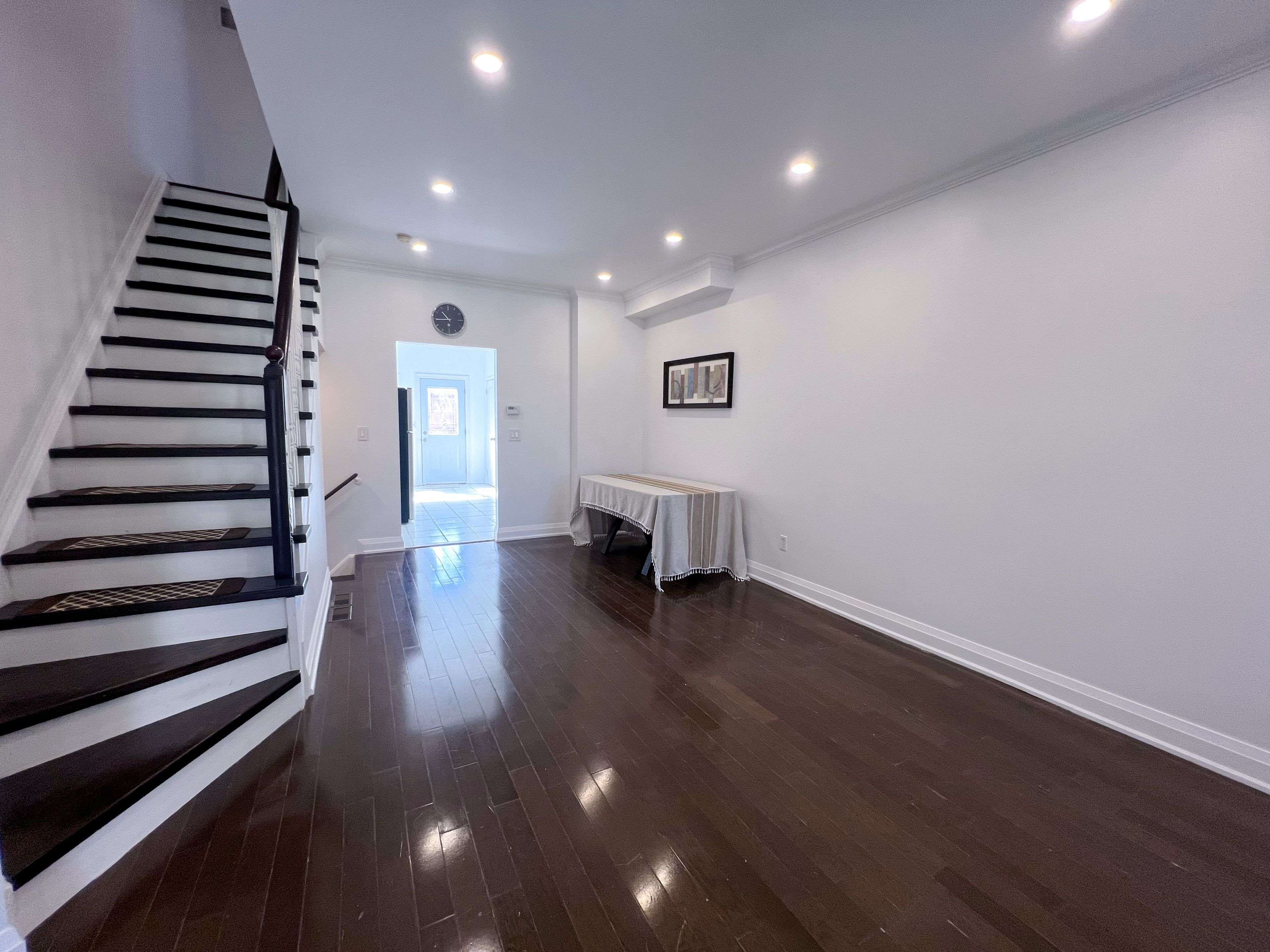 Markham, ON L6C 2E4,45 Bur Oak AVE