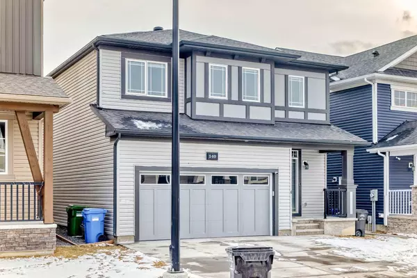 140 Carringham RD Northwest, Calgary, AB T3P 1V3