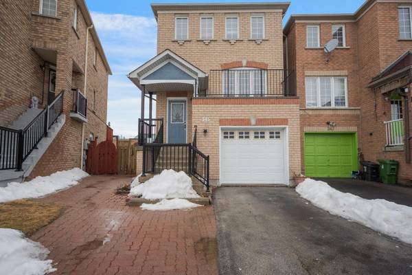 245 Touchstone DR, Toronto W04, ON M6M 5J7