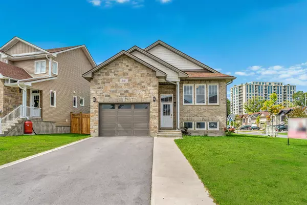 245 Mill Pond PL, Kingston, ON K7M 0C9