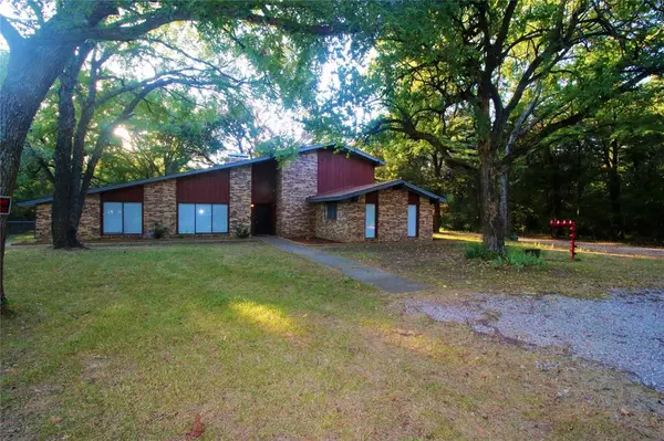 Campbell, TX 75422,202 County Road 3106