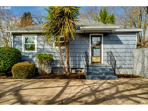 Eugene, OR 97401,455 WALNUT LN