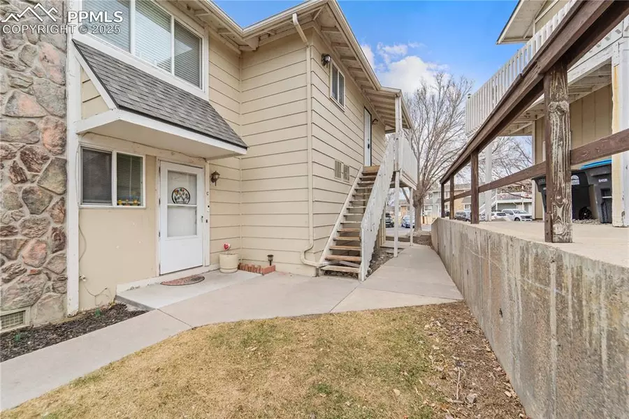 2285 Coronado Pkwy #D, Denver, CO 80229