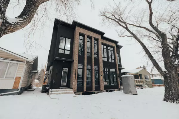 506 28 AVE Northwest, Calgary, AB T2M 2K8