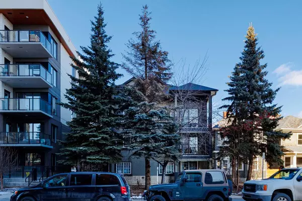 314 25 AVE Southwest #2, Calgary, AB T2S 0L4