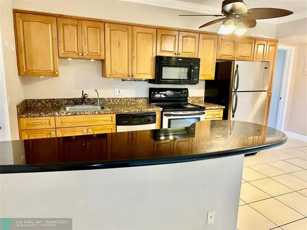 2190 SE 5th St  #3, Pompano Beach, FL 33062