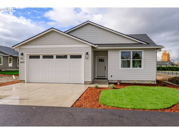4470 Knotty Pine CT, Sweet Home, OR 97386