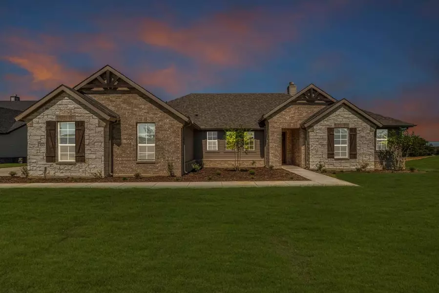 60 Yosemite Trail, Valley View, TX 76272