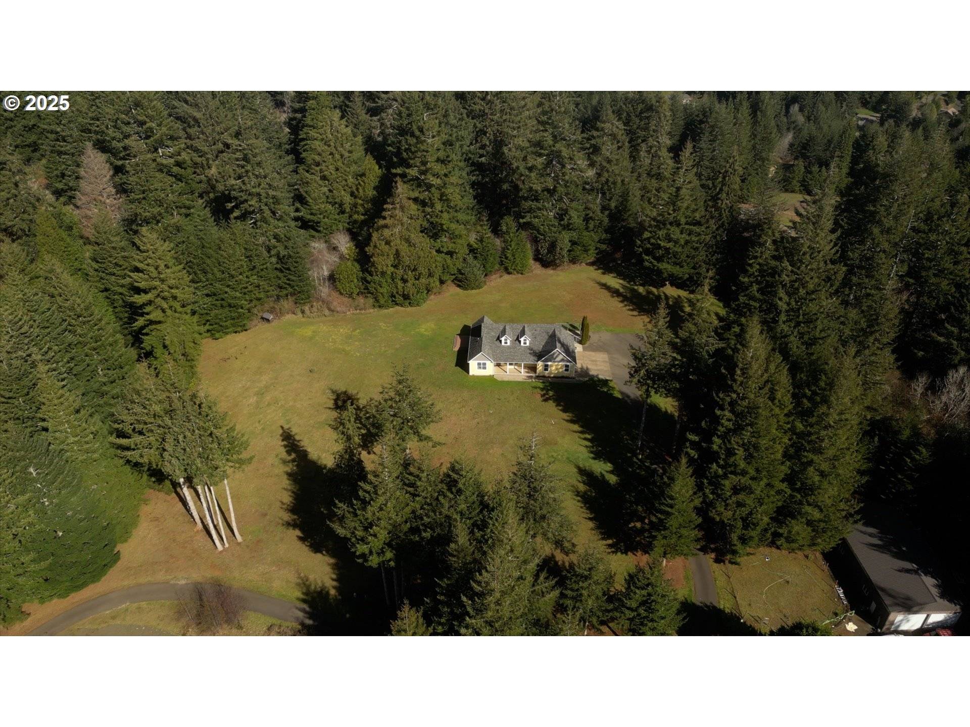 Coos Bay, OR 97420,93477 THOMPSON LN