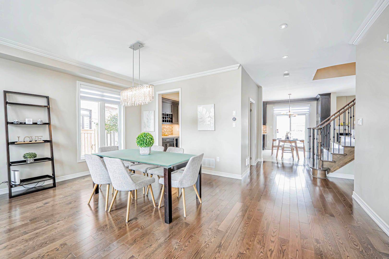 Markham, ON L6C 3G8,5 Adastra CRES