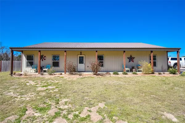 318 Palm Road, Big Sandy, TX 75755