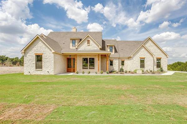 179 Cedar Mountain Drive, Weatherford, TX 76085