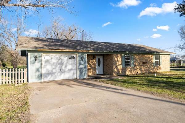 335 Fm 316 S, Eustace, TX 75124