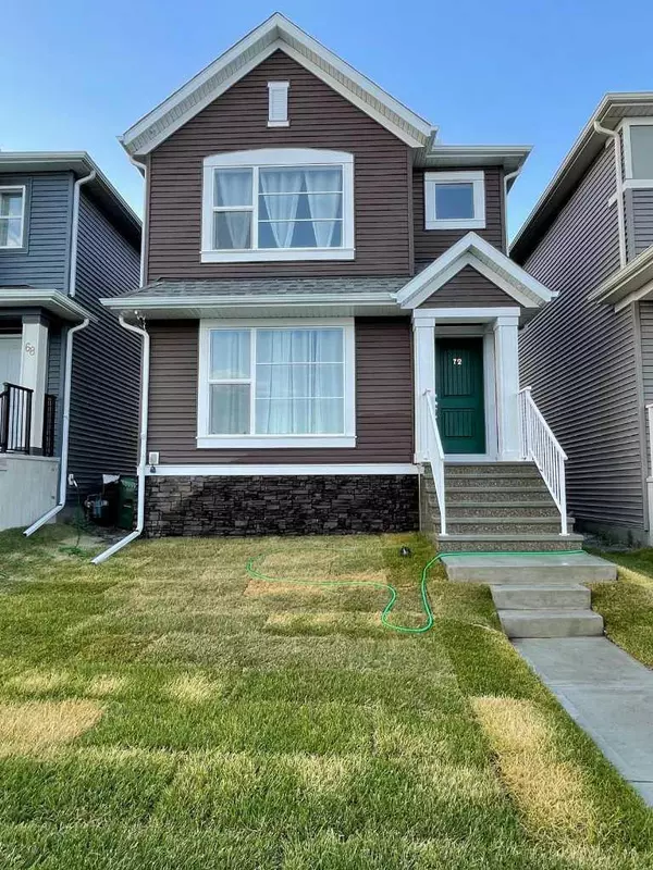 72 Corner Glen AVE Northeast, Calgary, AB T3N 2L7