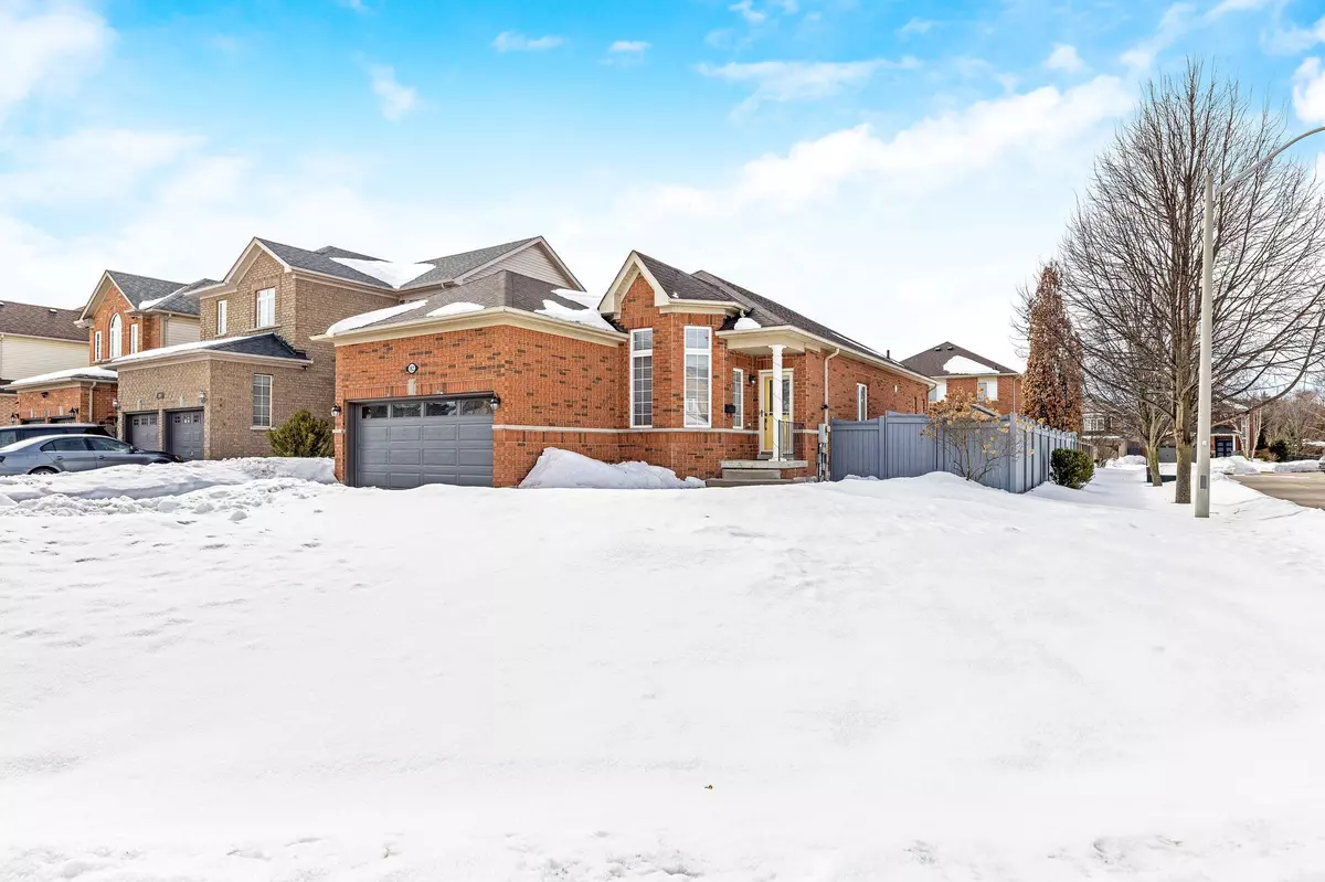 Halton Hills, ON L7J 3B6,82 Division ST