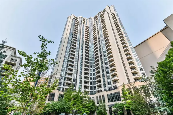 Toronto C14, ON M2N 0C1,500 Doris AVE #1722