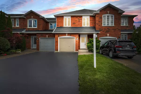 2227 Pell CRES, Oakville, ON L6M 3T5