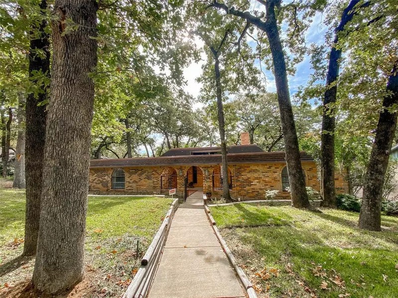 1514 Phyllis Court, Irving, TX 75060