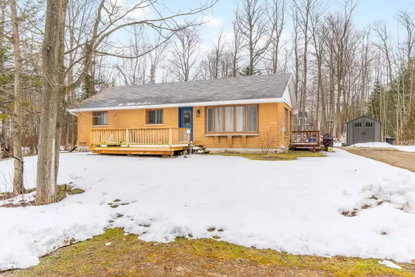 South Bruce Peninsula, ON N0H 2G0,15 Mapleport CRES