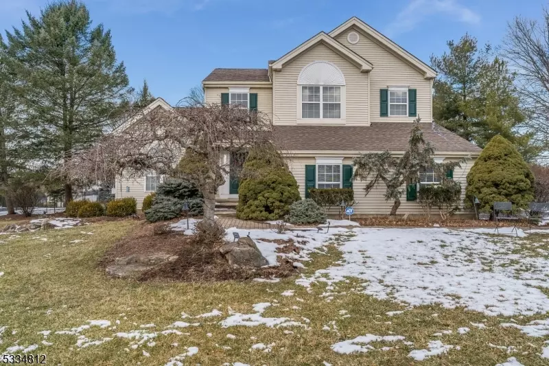 532 Woodside Ln, Branchburg Twp., NJ 08876