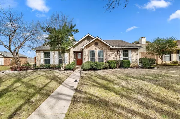 861 Meadowlark Drive, Lewisville, TX 75067