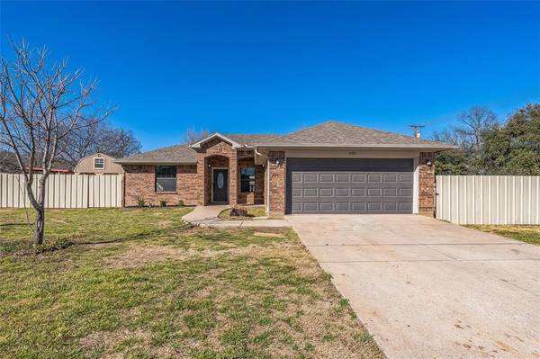 400 NW 11th Street NW, Mineral Wells, TX 76067