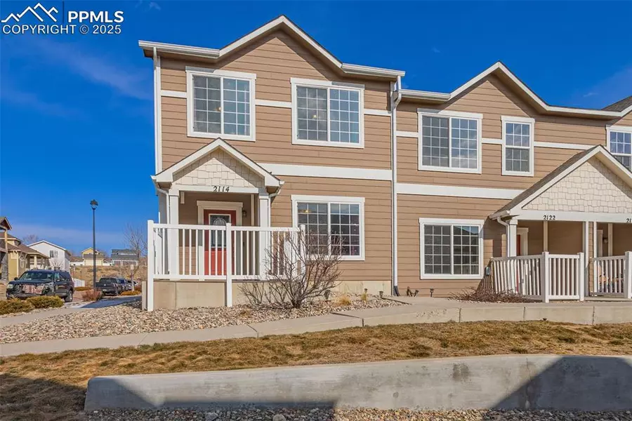 2114 Phillips ALY, Colorado Springs, CO 80910