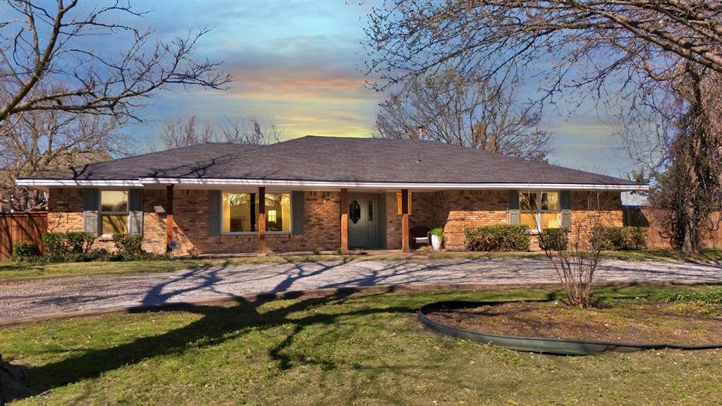 7301 Chapman Drive, North Richland Hills, TX 76182