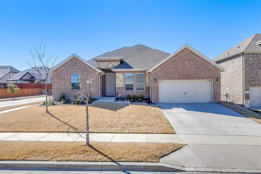 516 Soaring Star Lane, Aledo, TX 76008