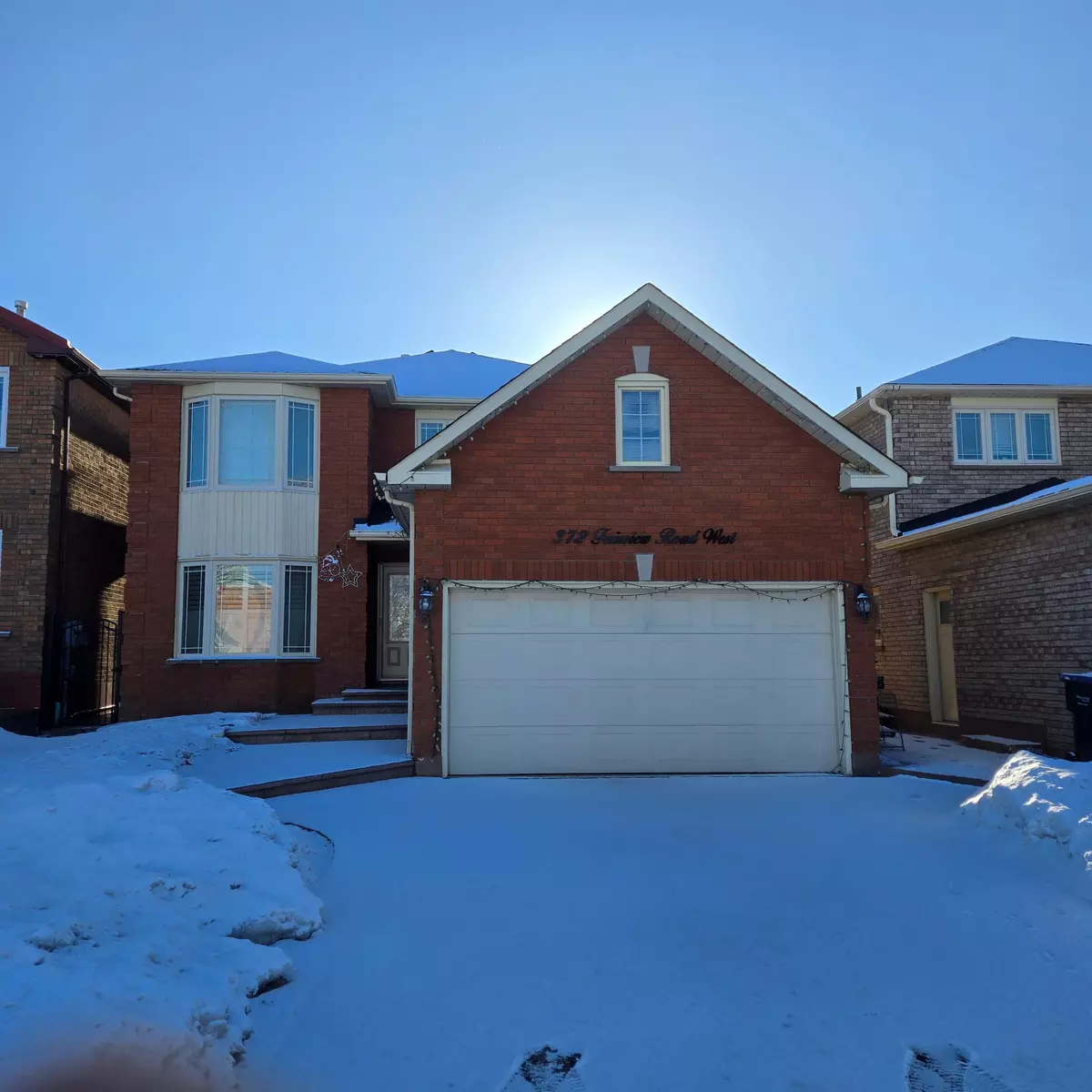 Mississauga, ON L5B 3W5,372 Fairview RD W